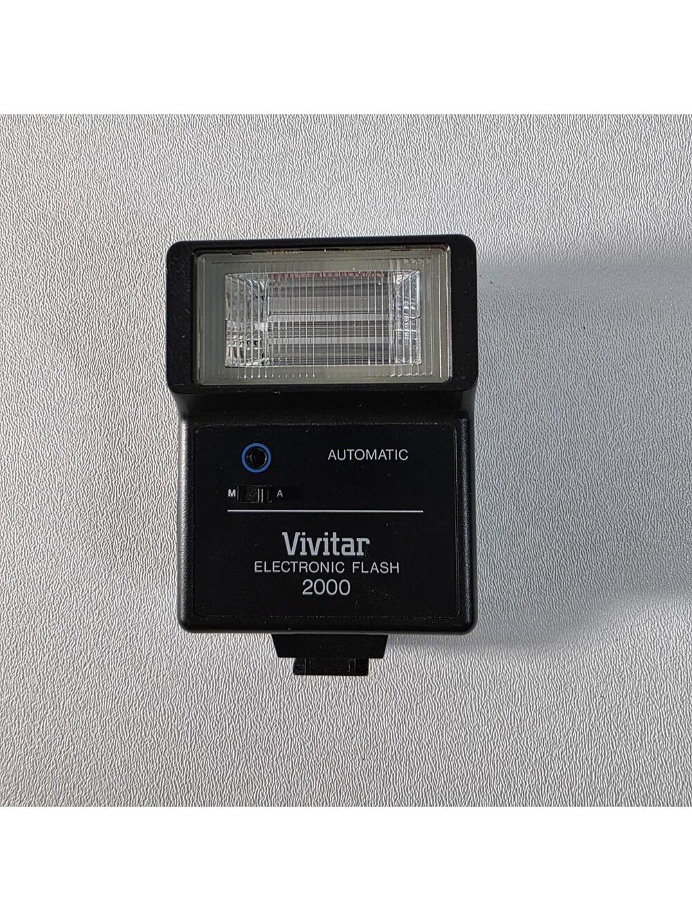 Vivitar Electronic Flash 2000 Universal Shoe Mount Camera Flash. Tested. Working